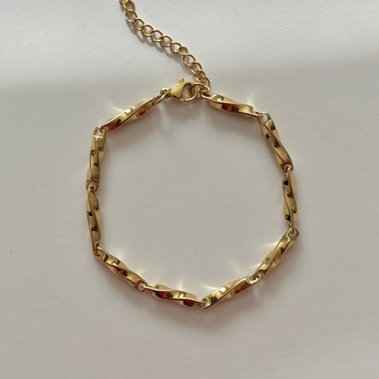 Nadia Bracelet - Gold
